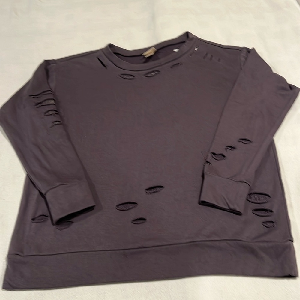 Massimo supple co  purple sweatshirt